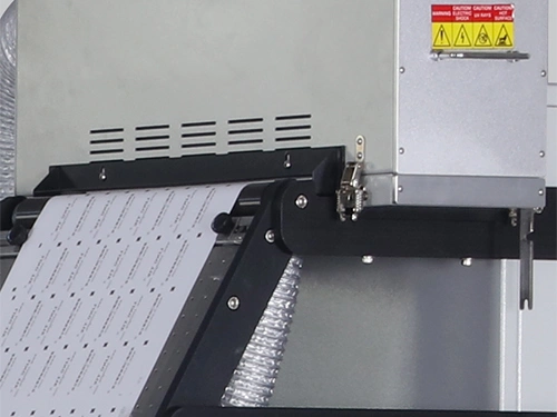 UV / LED UV curing unit (optional)